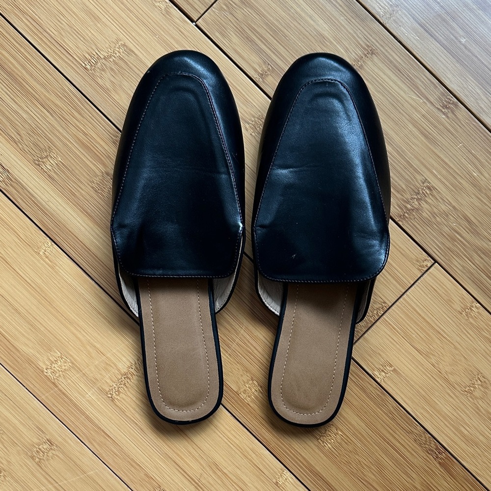 Elegant Black Leather Women's Loafers